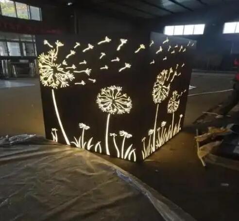 琅琊耐候钢灯箱
